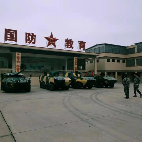 国防教育基地建设军事设备供应坦克车装甲车模型厂家